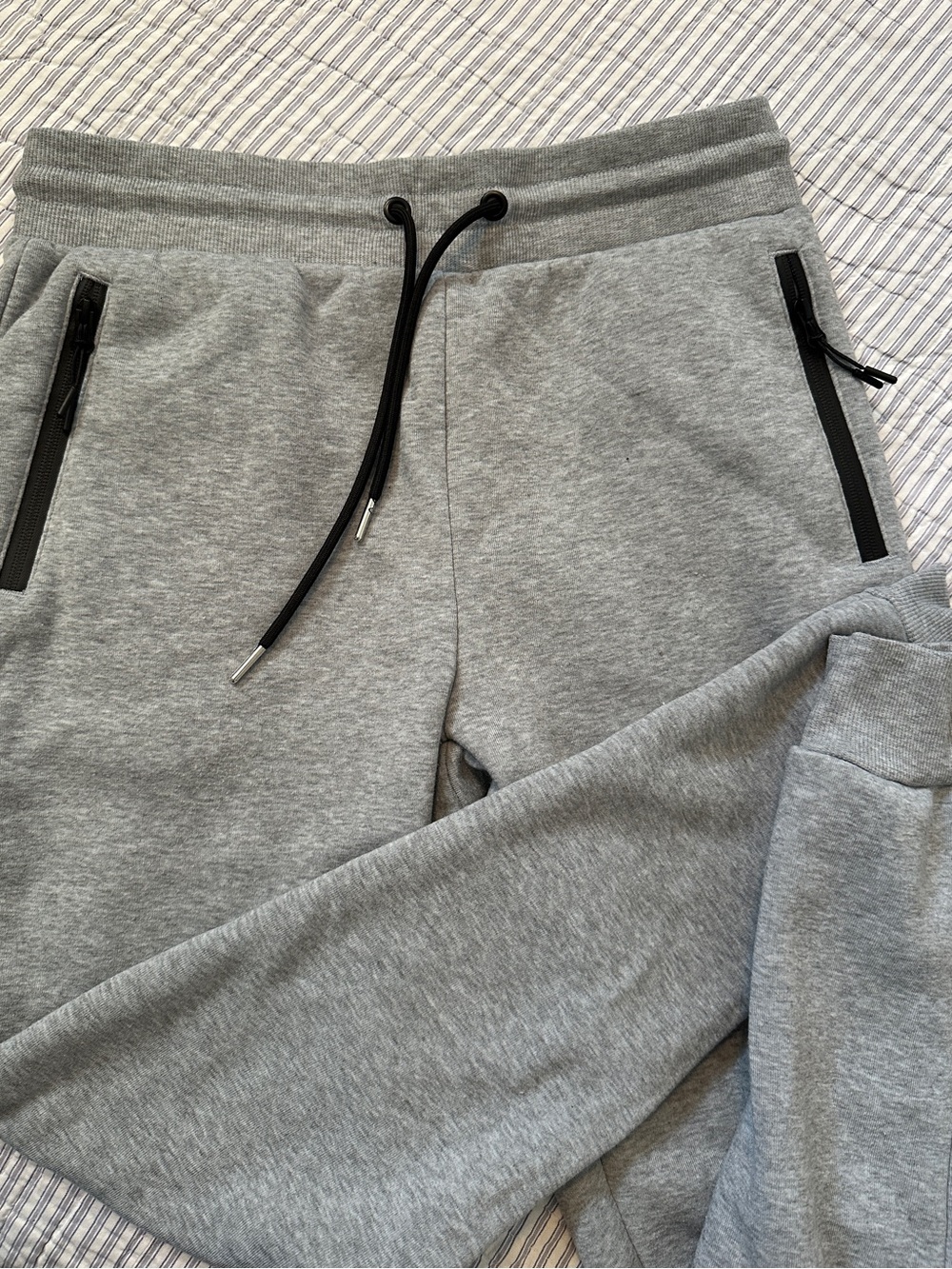 Gray Drawstring Jogger Sweatpants PureChamp M zipper pockets black accents